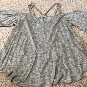 Olive cold shoulder tee!